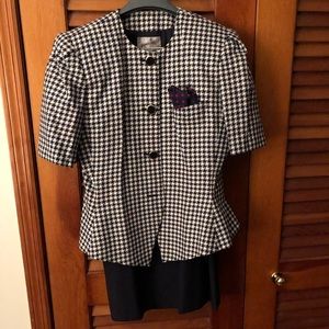 Women’s skirt suit